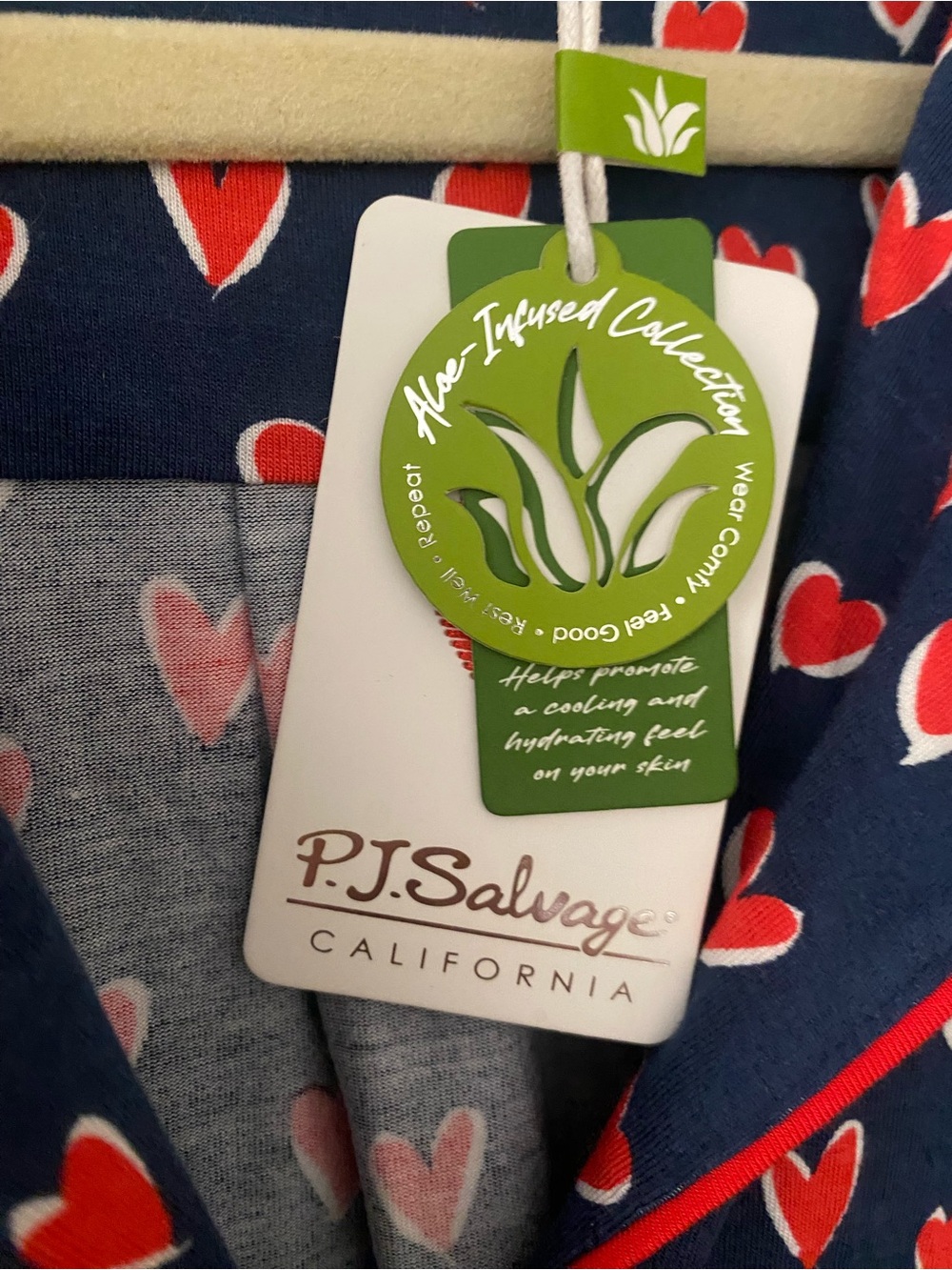 Comfy P.J. SALVAGE Love You More Nightshirt navy with Red Heart Print - Picture 8 of 11